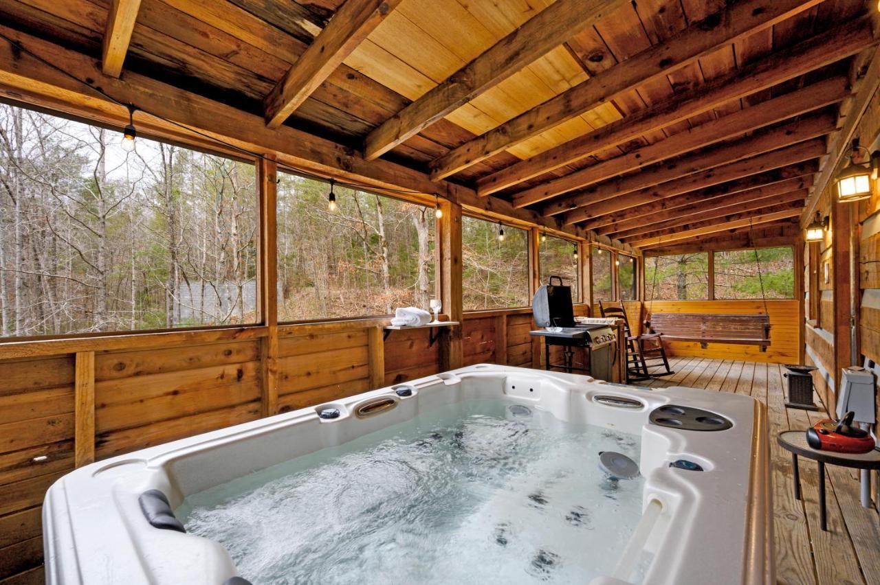 The Robins Nest With Hot Tub Villa Pigeon Forge Dış mekan fotoğraf