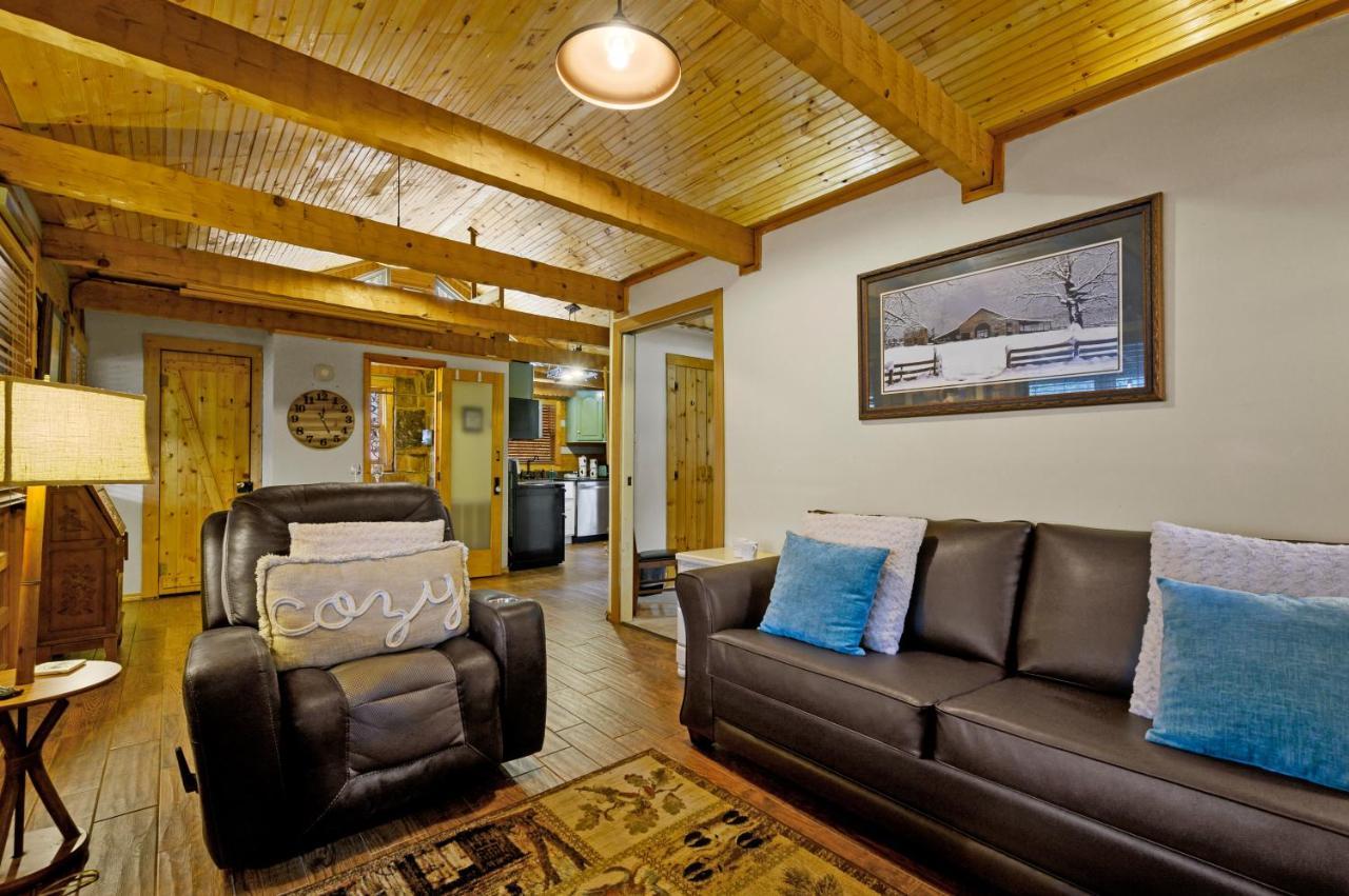The Robins Nest With Hot Tub Villa Pigeon Forge Dış mekan fotoğraf