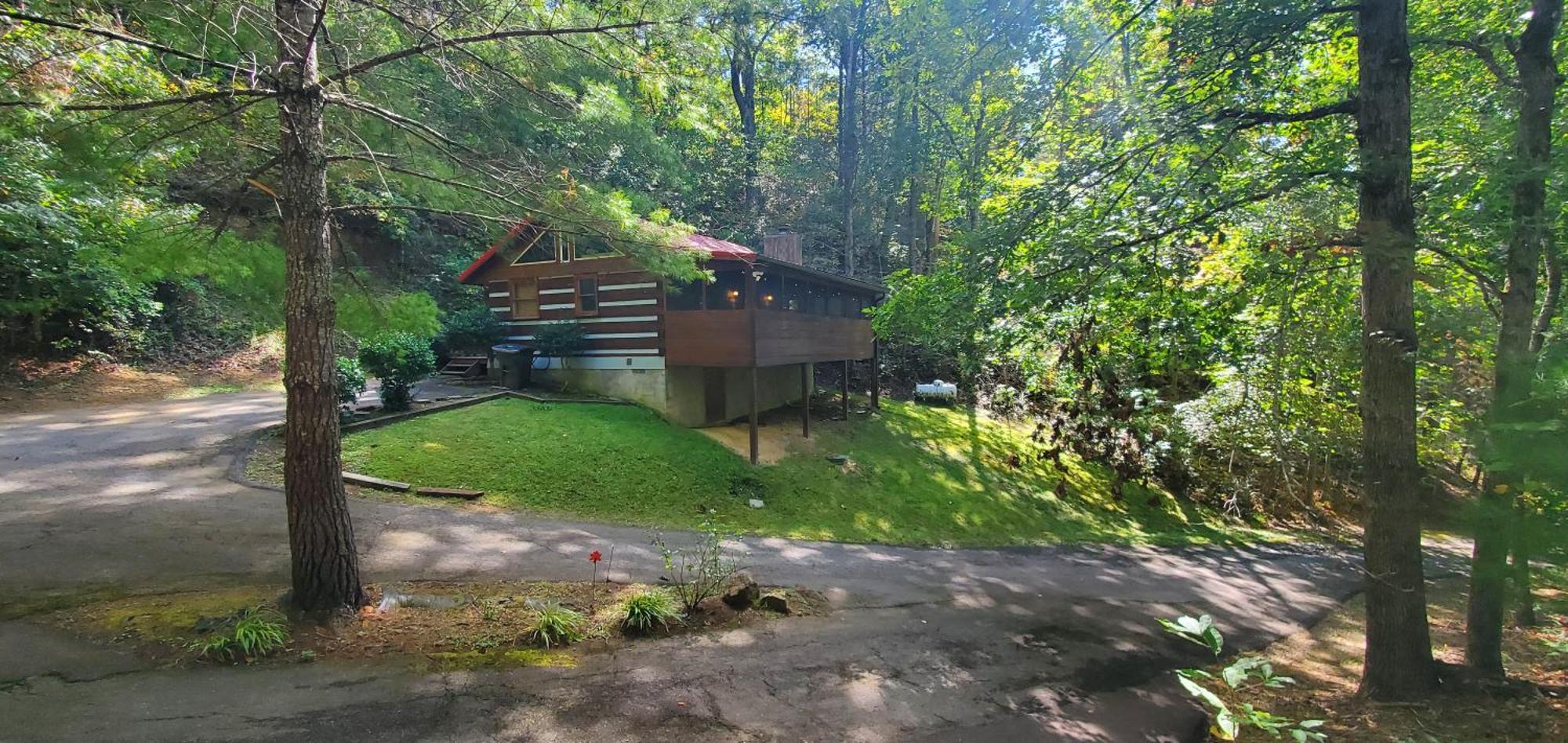 The Robins Nest With Hot Tub Villa Pigeon Forge Dış mekan fotoğraf