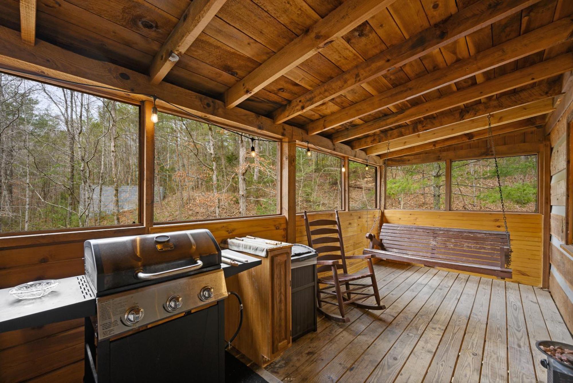 The Robins Nest With Hot Tub Villa Pigeon Forge Dış mekan fotoğraf